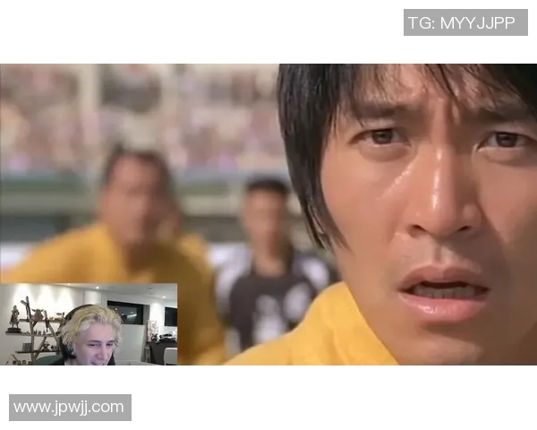 少林足球星爷超强一球震撼全场，拳脚功夫与足球技艺完美融合再创经典